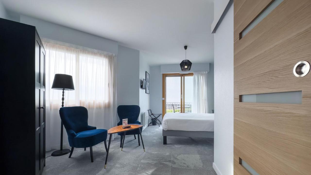 Hotel L'Albatros Damgan Bagian luar foto